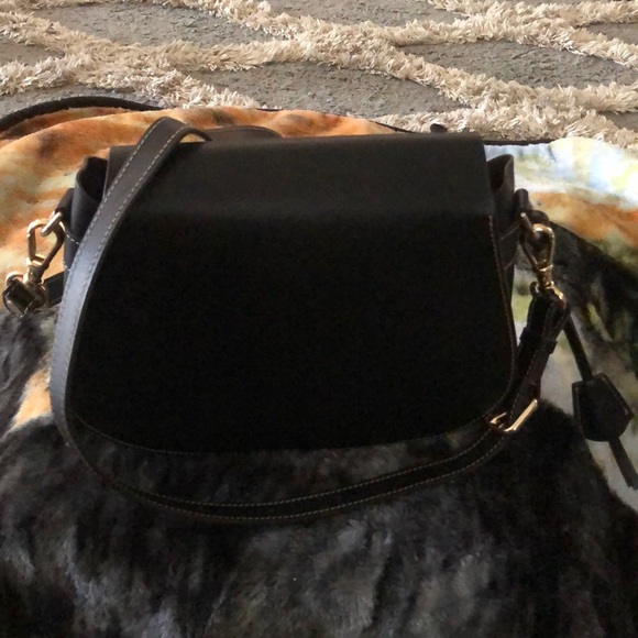 Handbag - Picture 2 of 5